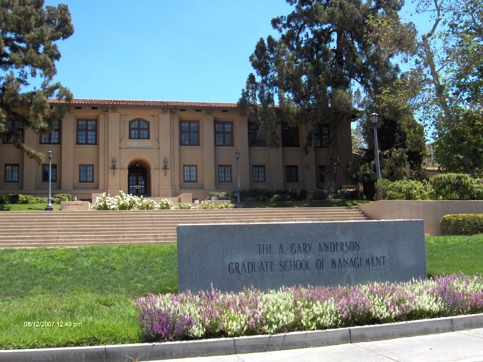 加州大学河滨分校